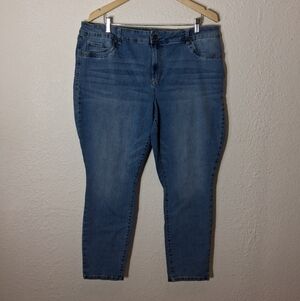 Women's d. Jeans Jeans : Size 20W : RN#55356 : Medium Wash